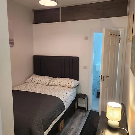 Deluxe Twin Or King Bed Near Airport & 都柏林
