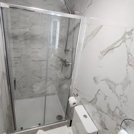 Apartman Deluxe Twin Or King Bed Near Airport & *